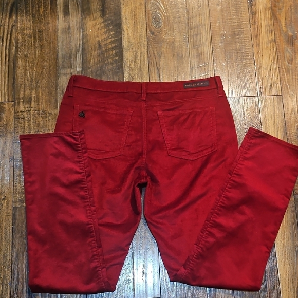 Rock & Republic Crimson Red Corduroy tight Leg Pants. Size 16M - Picture 4 of 10